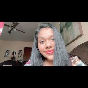 Meet your Posher, Hazel